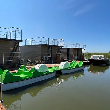 Sunrise Camp Domek letniskowy *