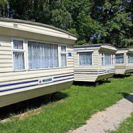 Sunrise Camp אכסניה *