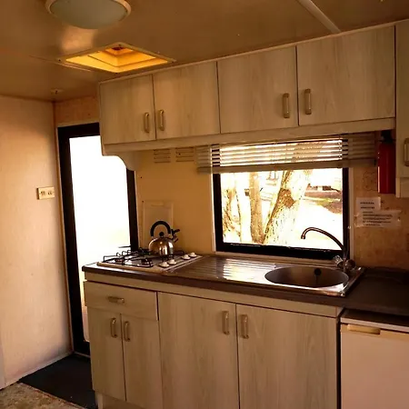 Sunrise Camp Chata *