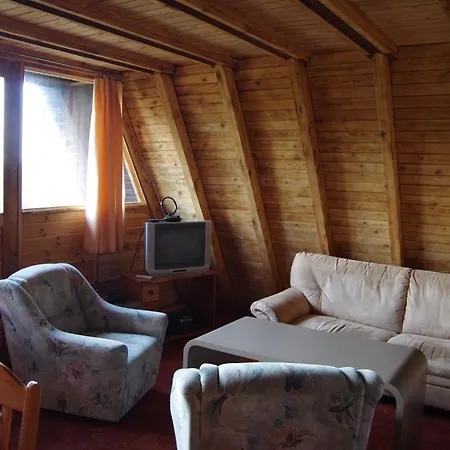 Lodge Sunrise Camp *