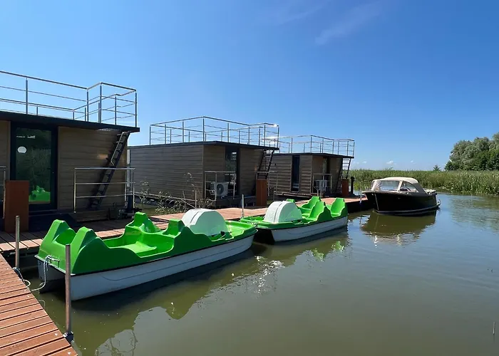 Sunrise Camp Деревянный коттедж *