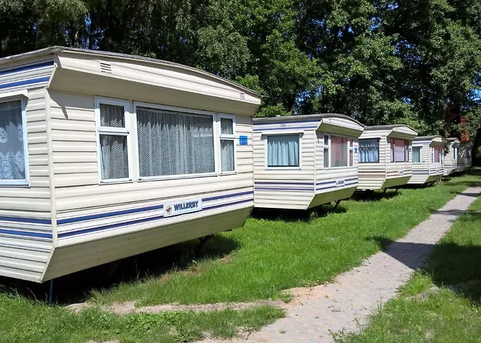 Деревянный коттедж Sunrise Camp Лазы