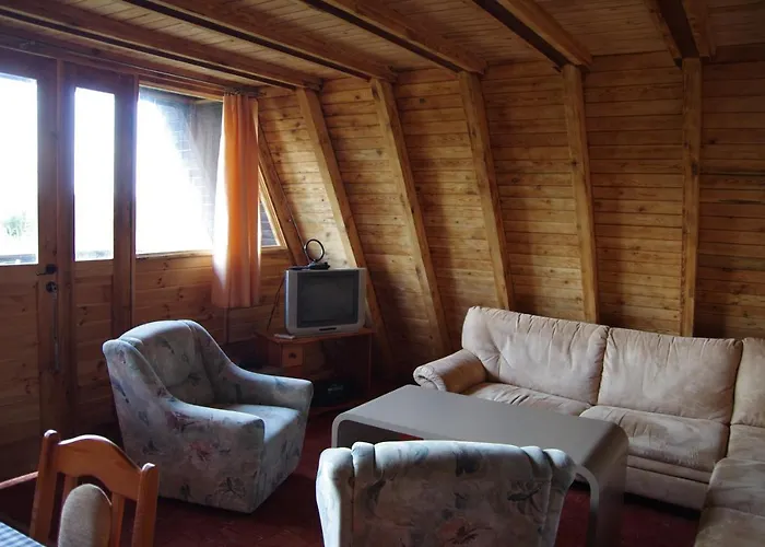 Деревянный коттедж Sunrise Camp *